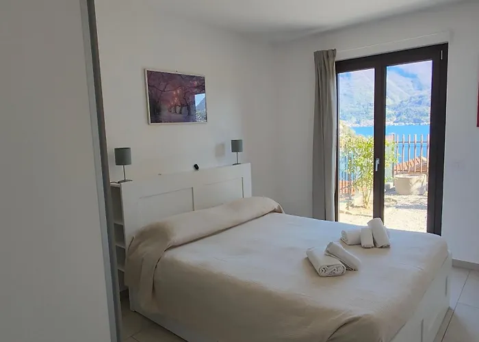 Feriehus La Casa Del Sole Sala Comacina